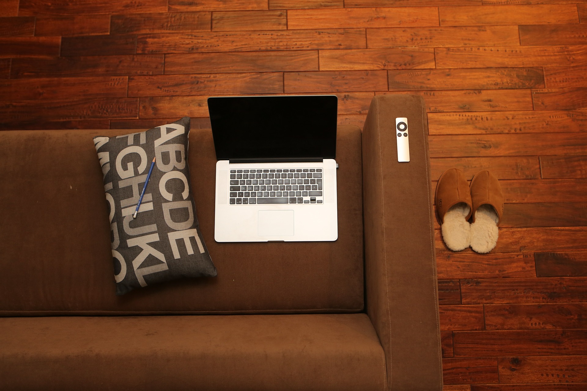 In der Krise schulen_ Weiterbildung im home-office mit Stresscoach Brigitte Zadrobilek In der Krise schulen_ Weiterbildung im home-office mit Stresscoach Brigitte Zadrobilek