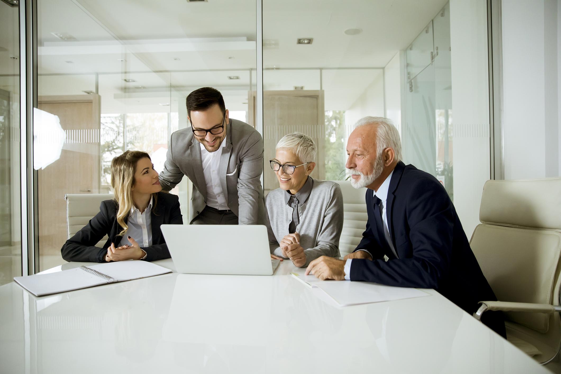 Meaningful Work: Silver Workforce für erfolgreiche Longevity im Business - Stresscoach Brigitte Zadrobilek informiert